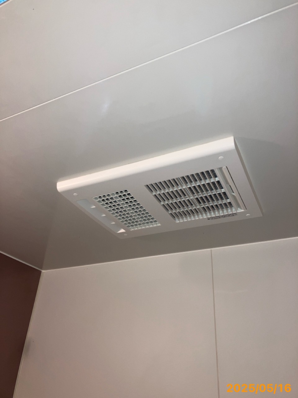 施工後　浴室暖房乾燥機