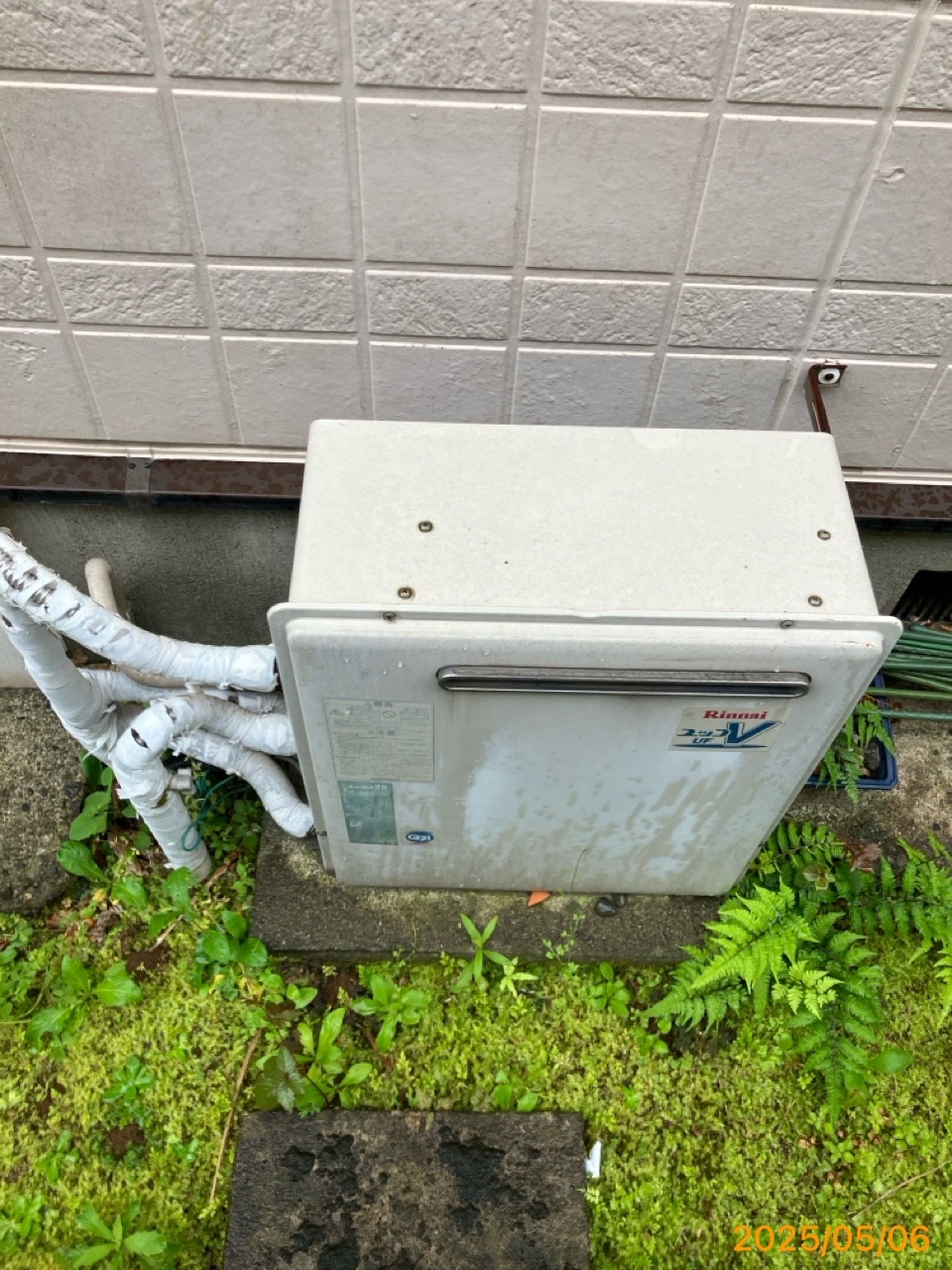 施工前　給湯器