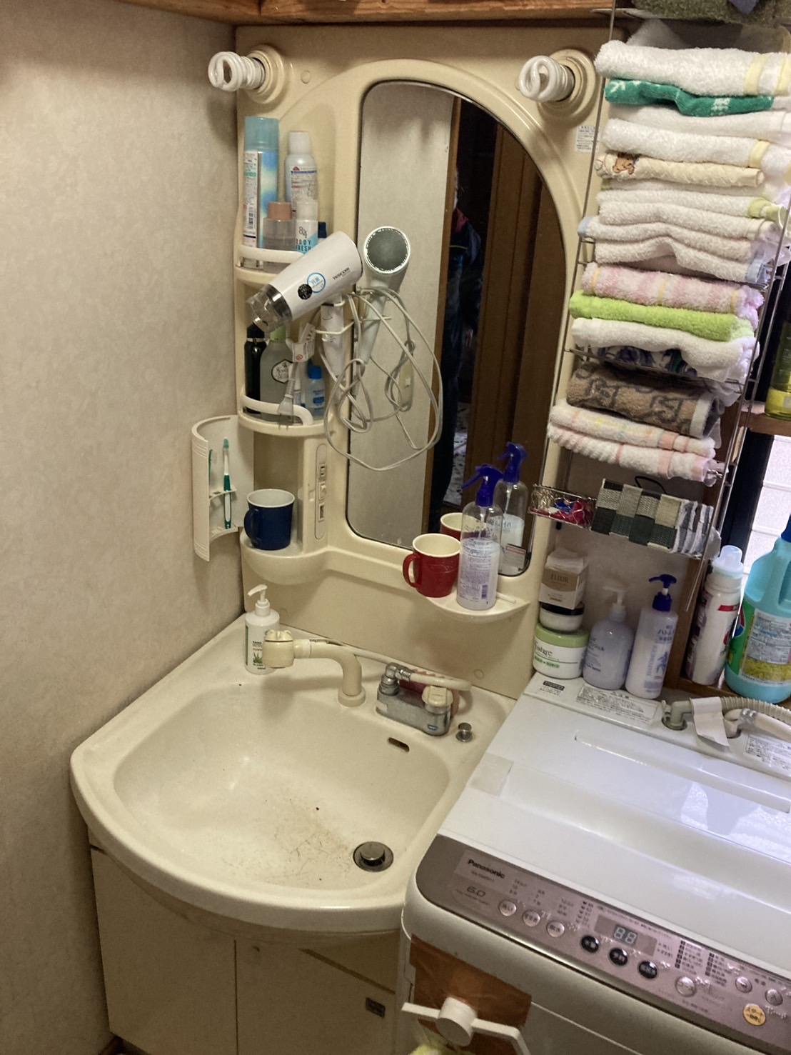 施工前 洗面化粧台