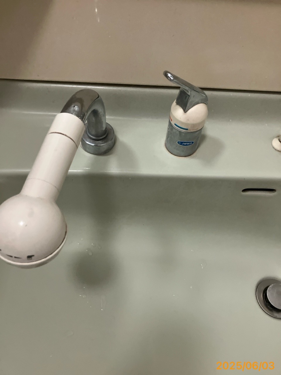 施工前 洗面水栓