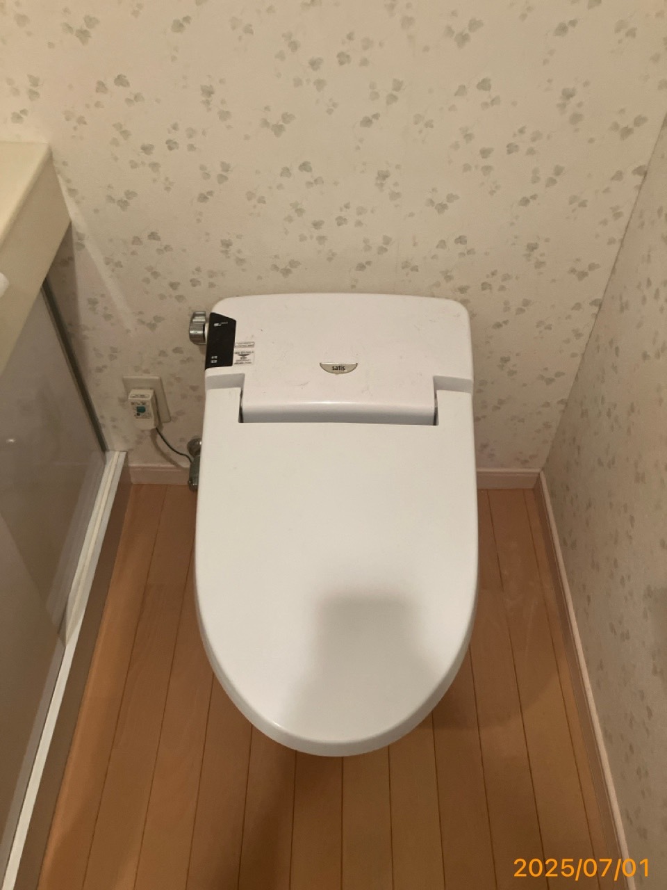 施工前　トイレ