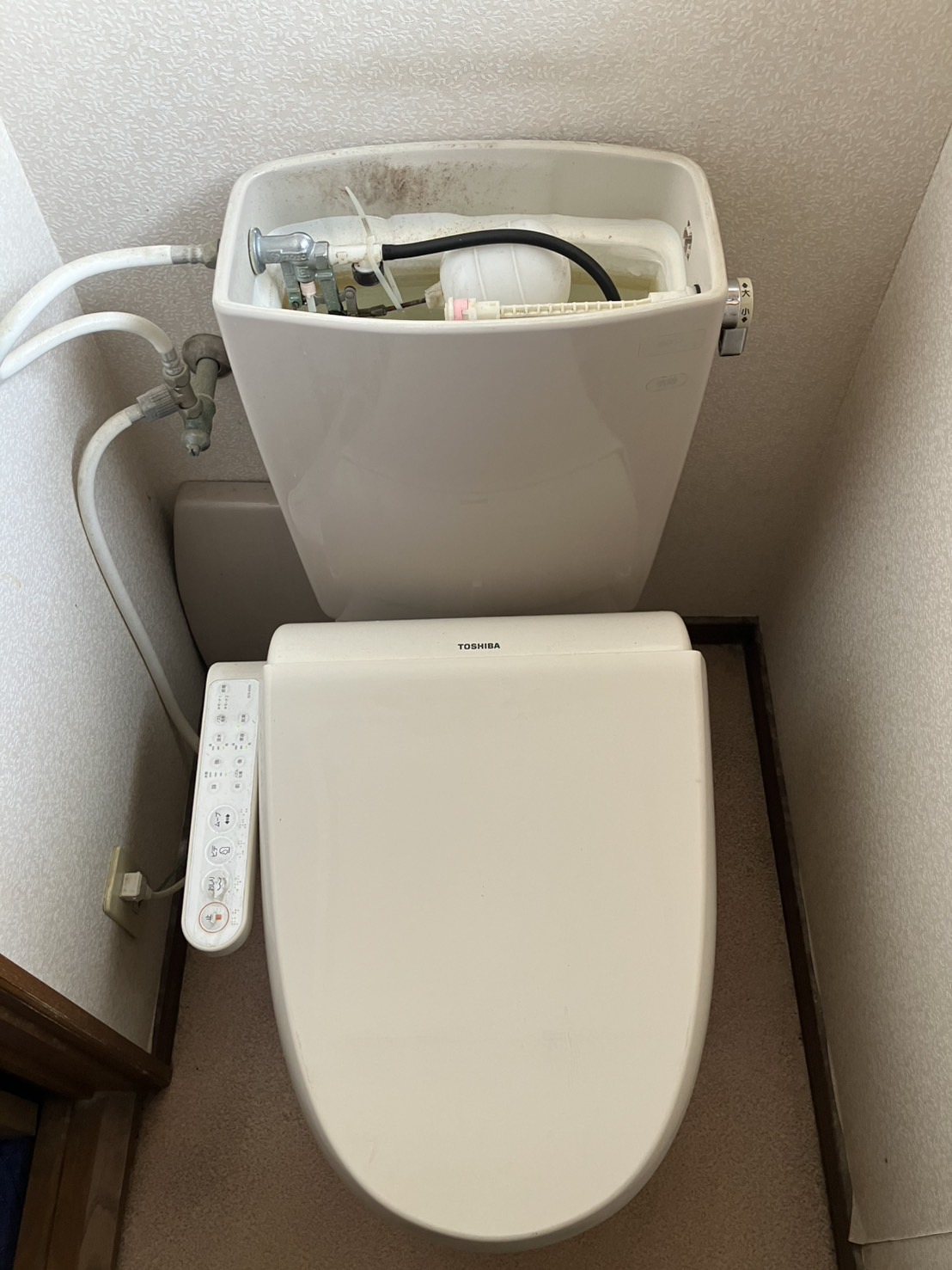 施工前　トイレ