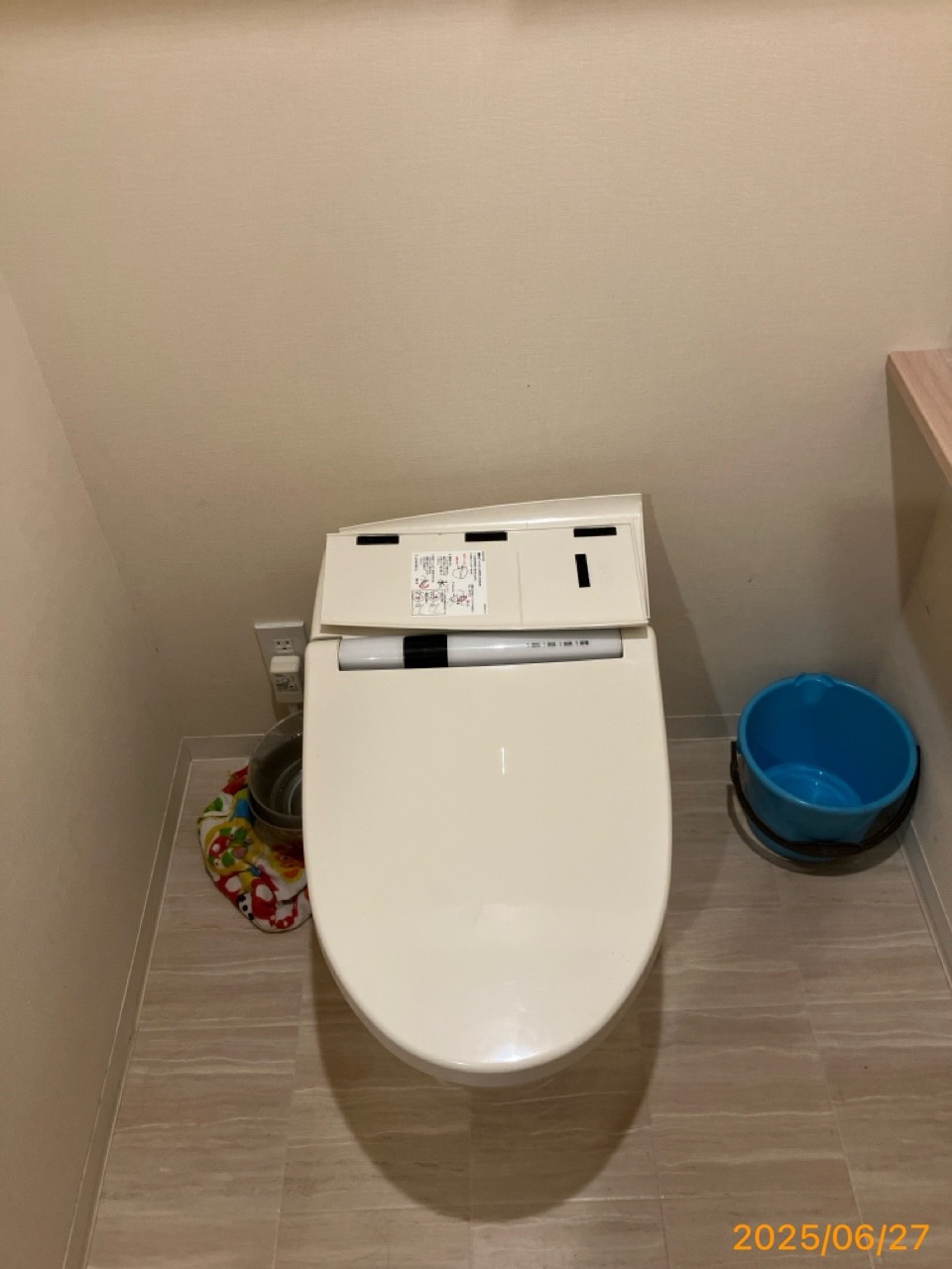 施工前　トイレ