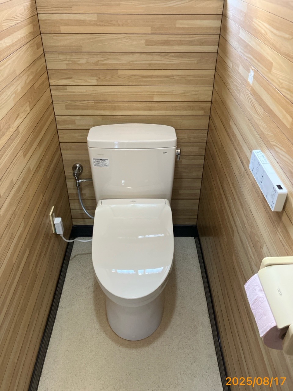 施工後　トイレ（CS232BM　SH232BA　TCF8CKM01）