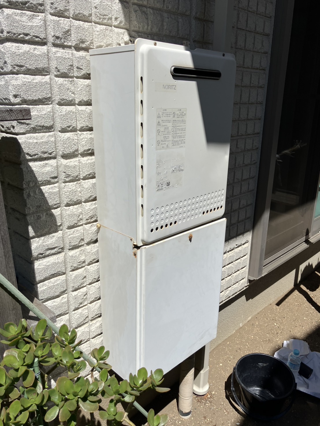 施工前 給湯器