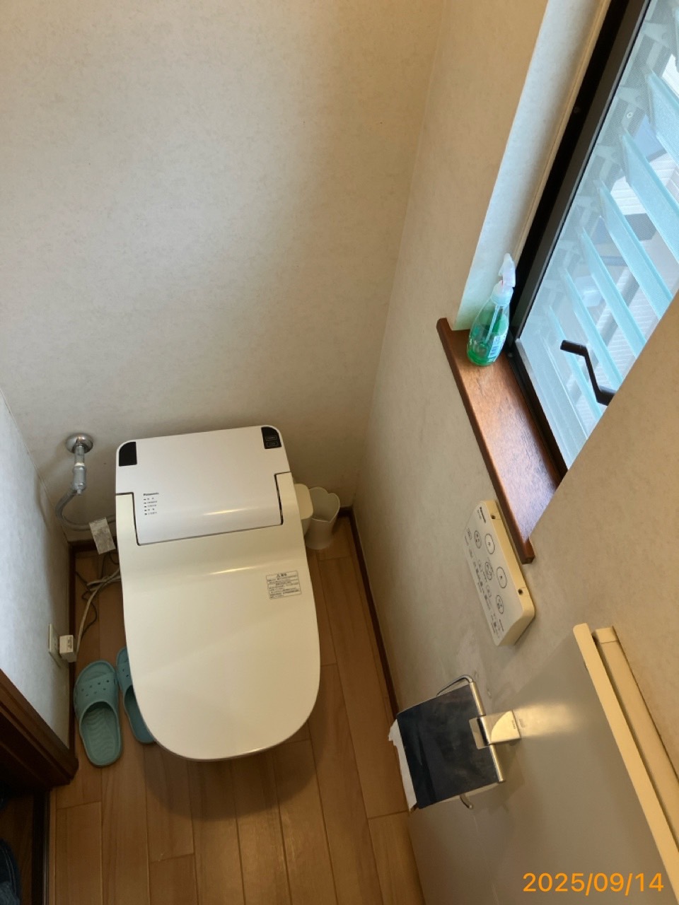 施工前　トイレ