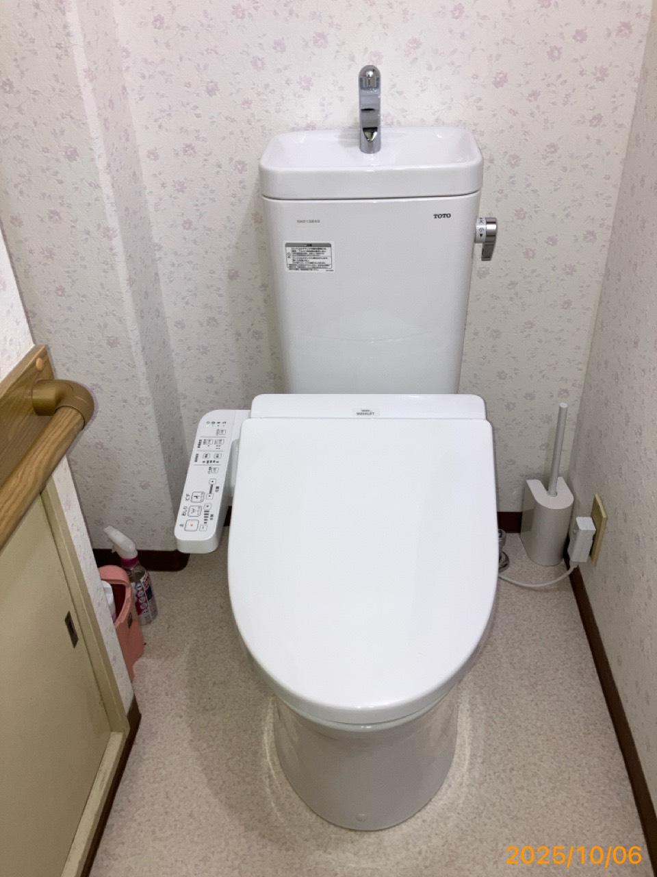 施工後 トイレ(CS215BPR SH215BAS TCF2223E)