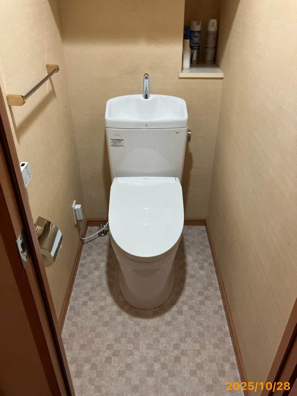 施工後　トイレ（CS232B　SH233BA　TCF8CKM01）