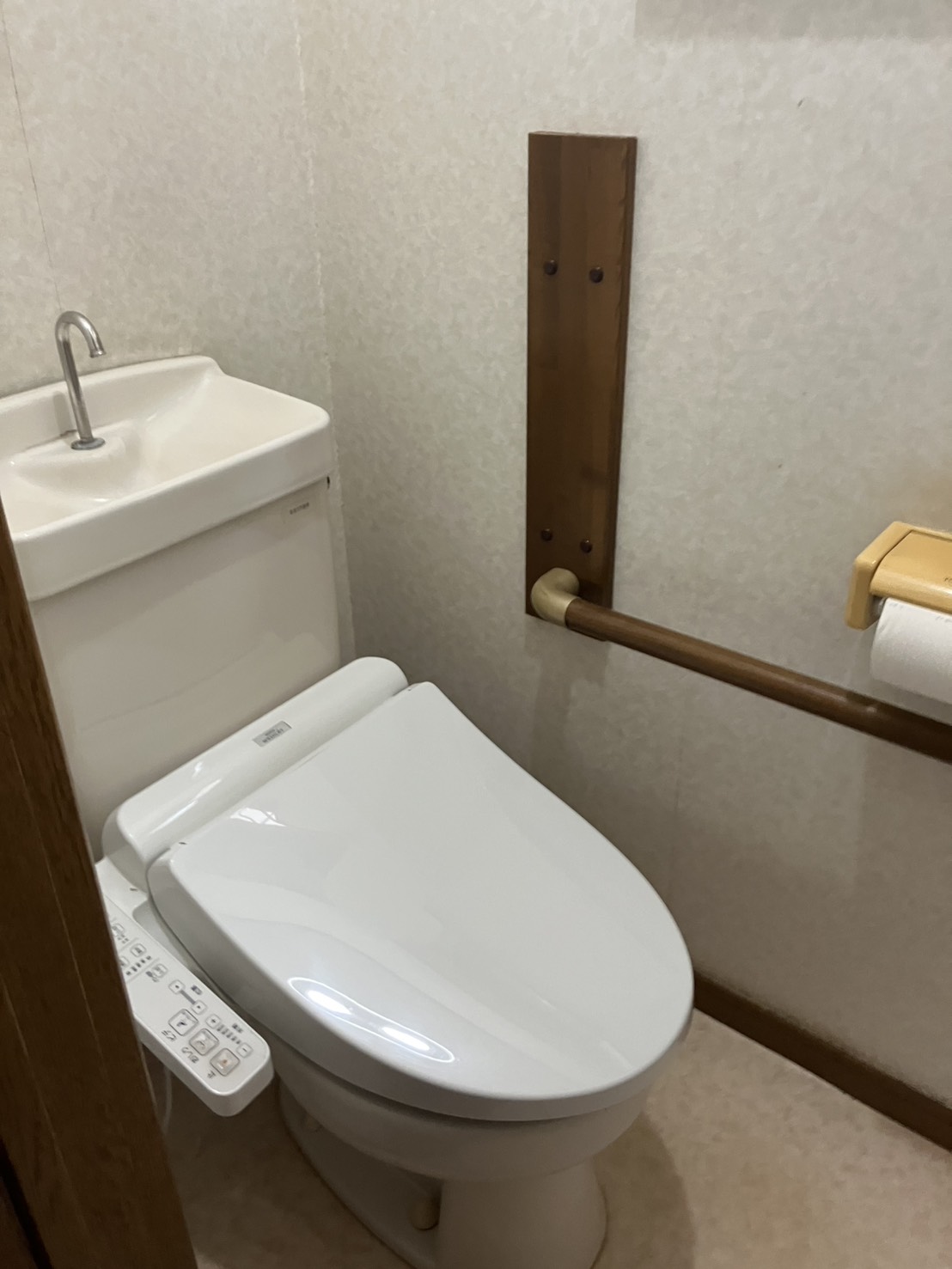 施工前　トイレ