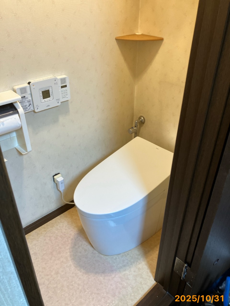 施工後　トイレ（CES9710M）