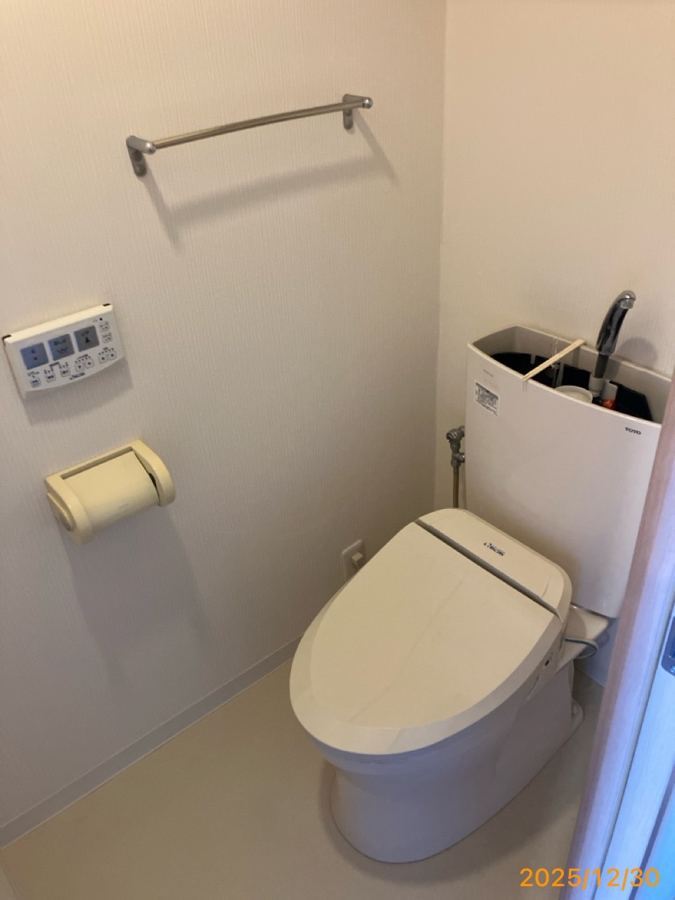 施工前　トイレ