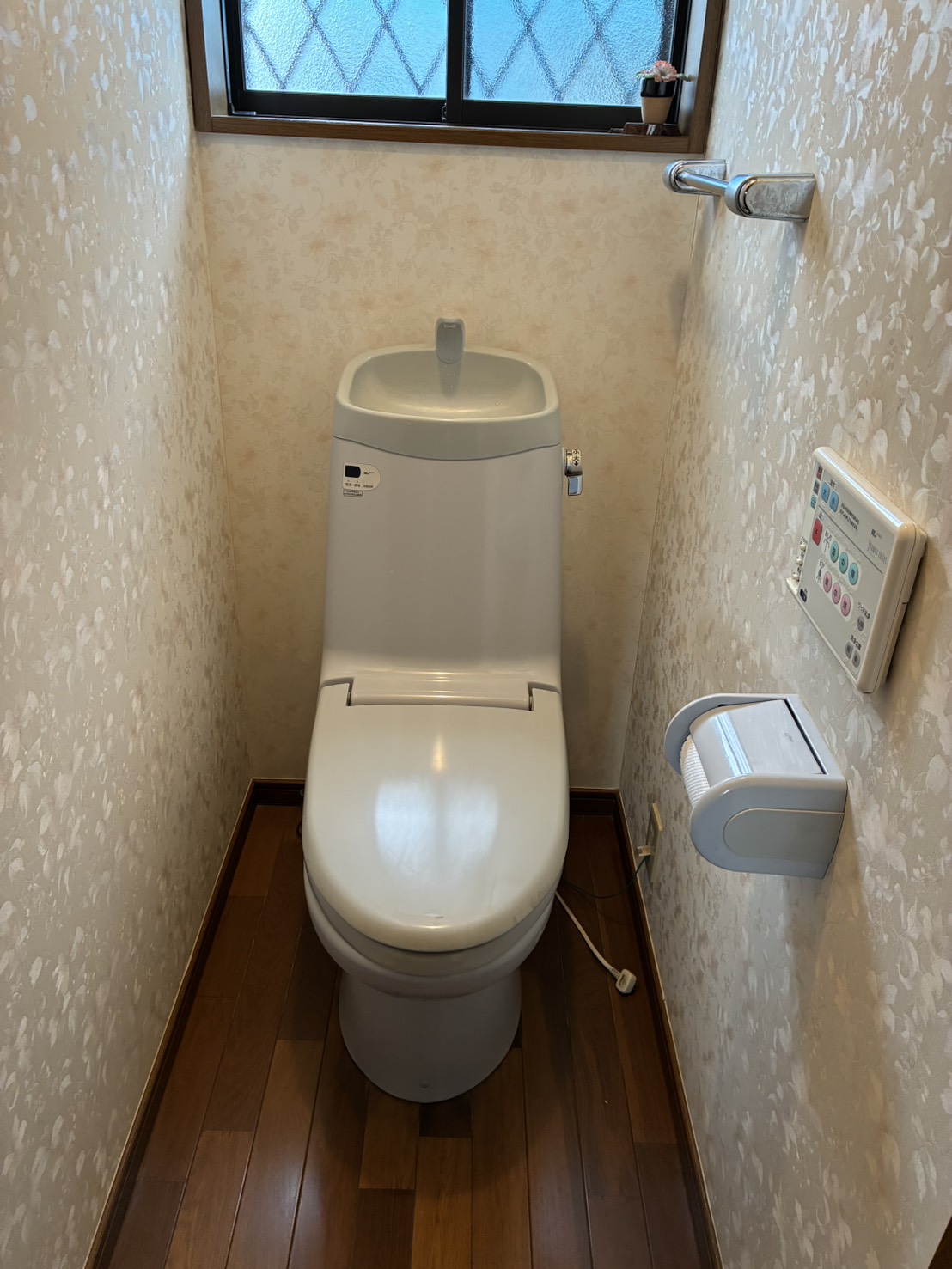 施工前　トイレ