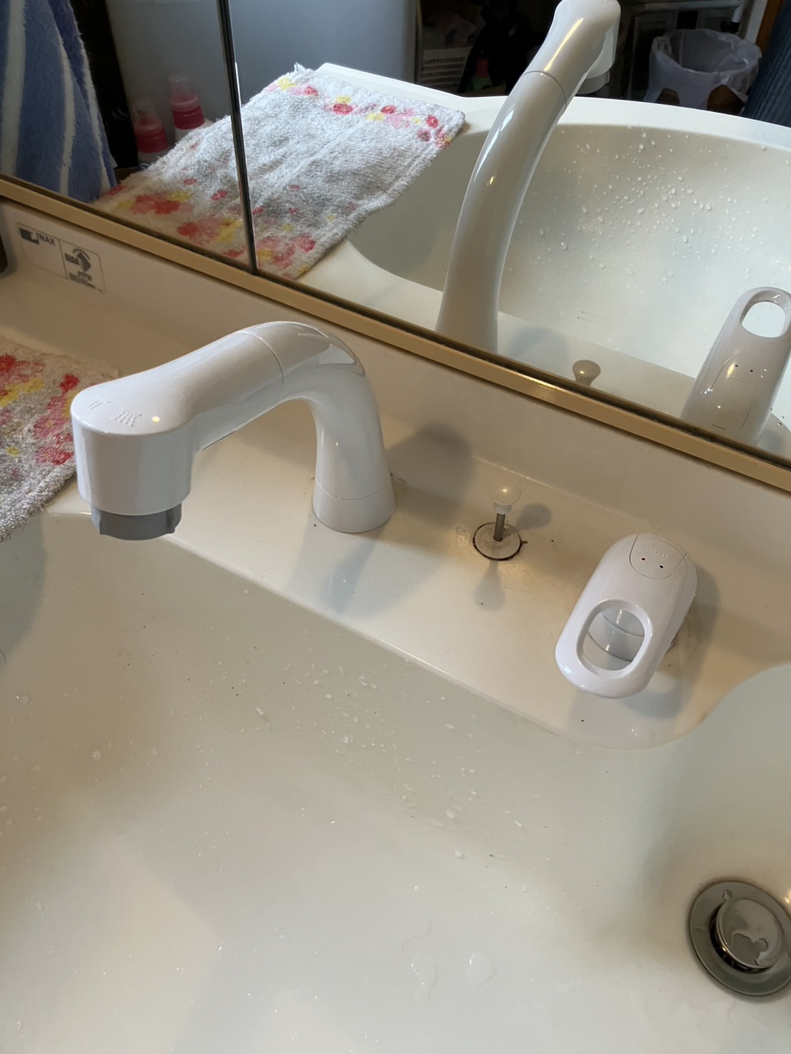 施工後　洗面水栓（TLS05301J）