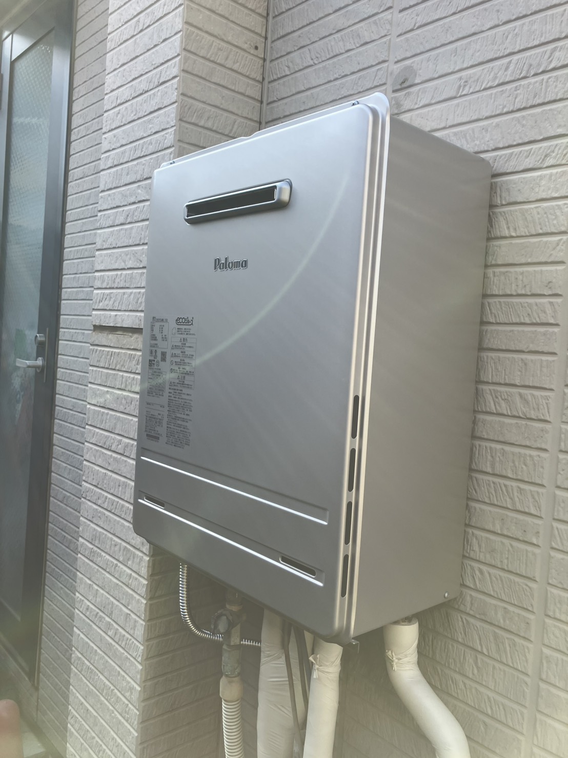 施工後　給湯器（FH-E2022SAWL）