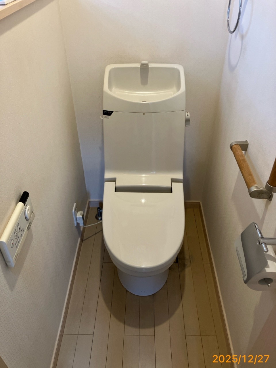 施工前　トイレ