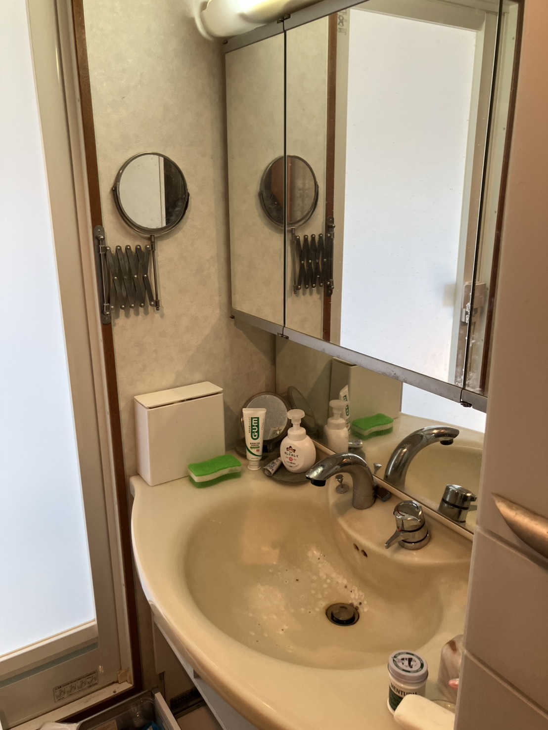 施工前　給湯器