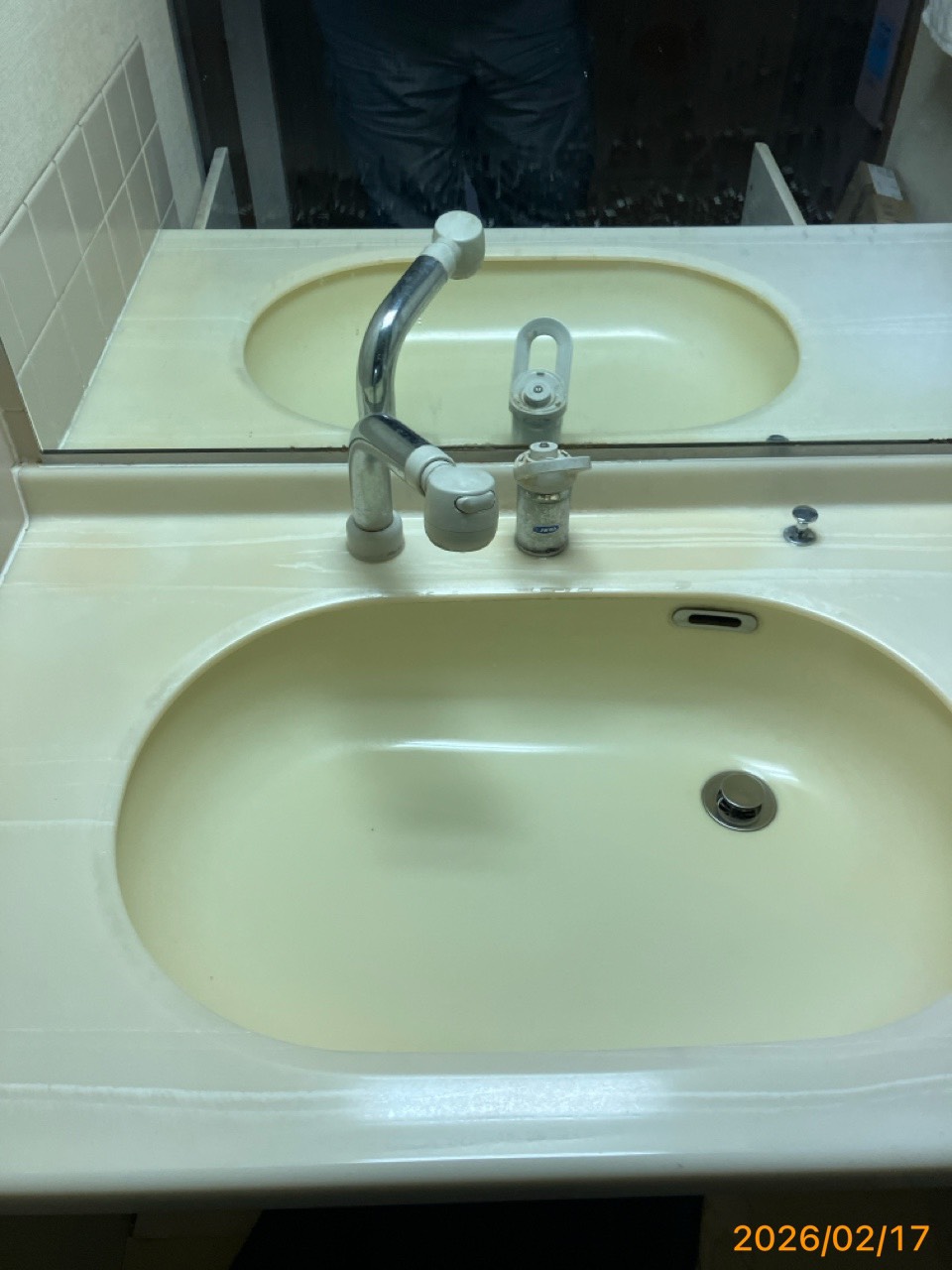 施工前　洗面水栓