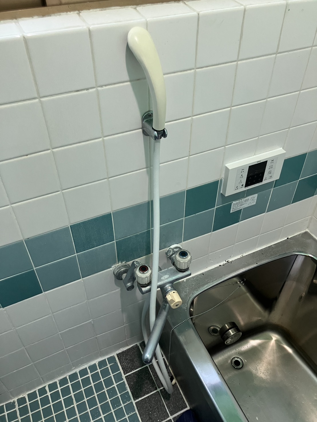 施工前　浴室水栓