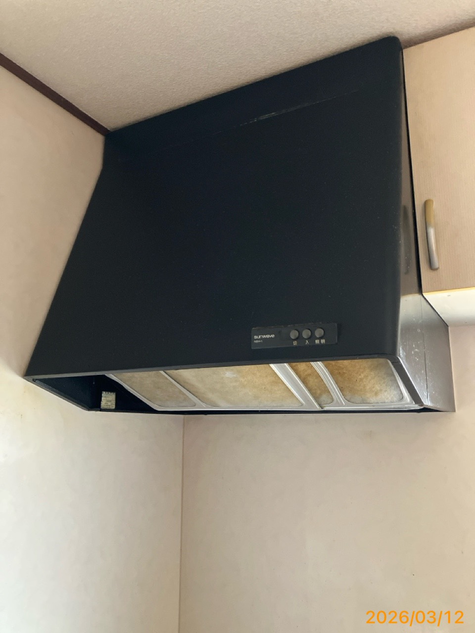 施工前　レンジフード